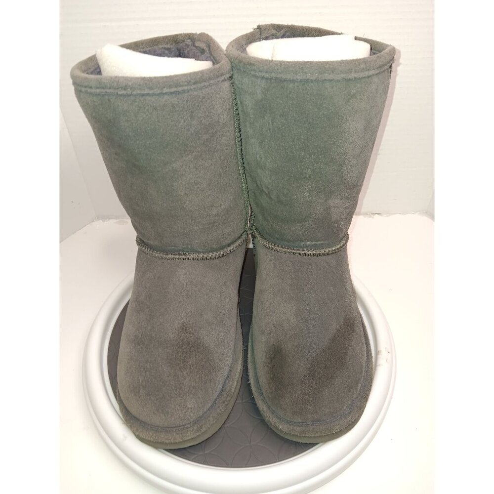 Bearpaw Womens Classic Short Suede Boots Size 8 Grey